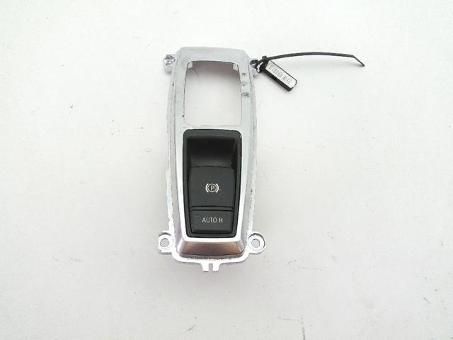 9148508 BMW Клавиша электромеханического стояночного тормоза купить в Кривой Рог