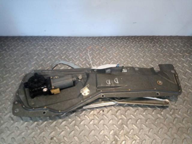 Mecanismo de acionamento de vidro da porta dianteira direita 9152724 VOLVO