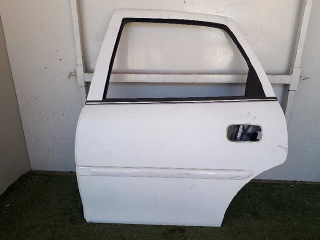 Porta traseira esquerda 9153659 Opel