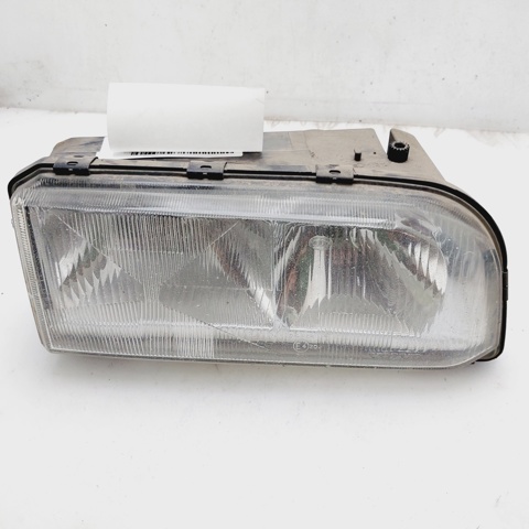 Luz direita 9159409 Volvo