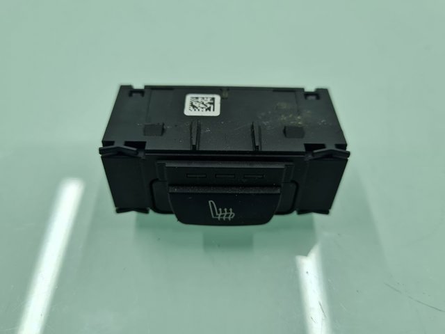 9163293 BMW Кнопка включения обогрева сиденья купить в Хмельницкий