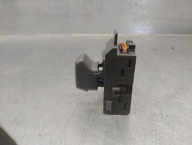 9168160 VOLVO купить в Украина