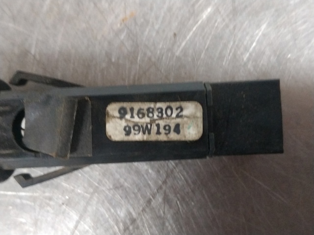 Botão de ativação do sinal de emergência Volvo XC90