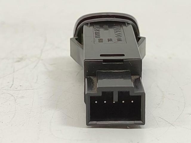 Botão de ativação do sinal de emergência Volvo XC90