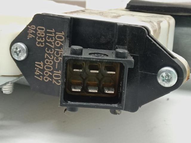 Mecanismo de acionamento de vidro da porta dianteira esquerda Opel Vectra