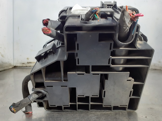919502B550 Блок предохранителей купить Черновцы