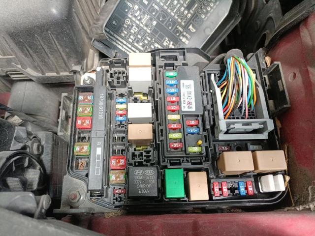 HYUNDAI 919513X140 в наличии Черновцы