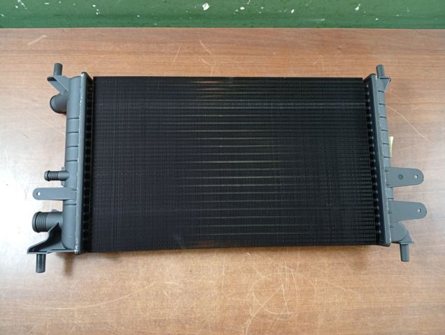 91AB8005AF Радиатор охлаждения двигателя купить Харьков
