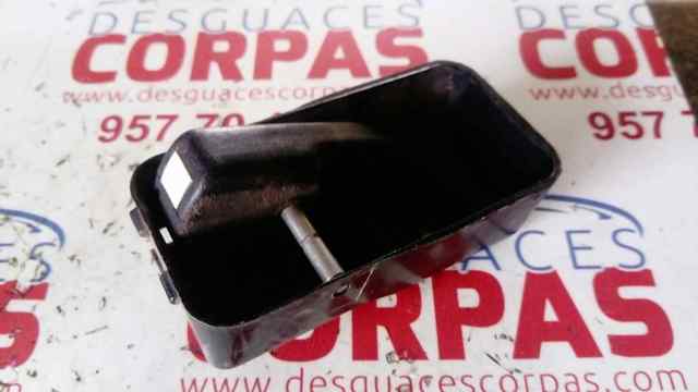 91ABA22600AB FORD Ручка двери задней (распашной) правая внутренняя купить в Павлоград