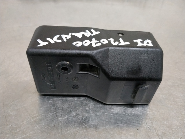91ABA22601AB Ручка двери задней (распашной) левая внутренняя купить Павлоград