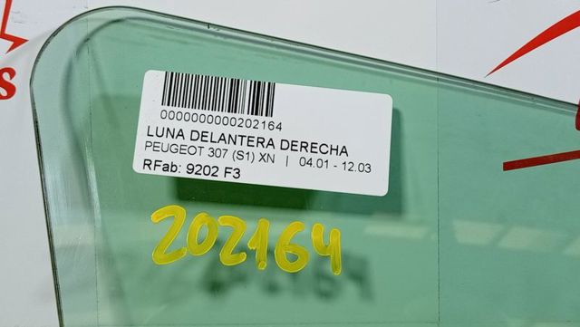 9202F3 PEUGEOT Стекло двери передней правой купить в Запорожье