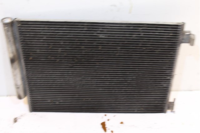 Condensador de ar condicionado / radiador para Dacia Sandero II TCE 90 LPG H4B408 921006454R