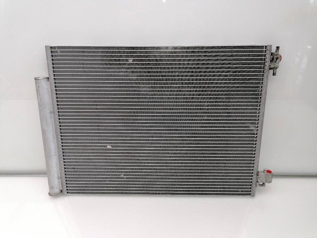 Condensador / radiador  aire acondicionado para renault clio iv 0.9 tce 90 h4bb4 921006843R