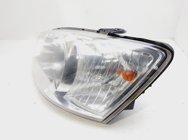 921011C030 HYUNDAI Левая фара купить в Кривой Рог