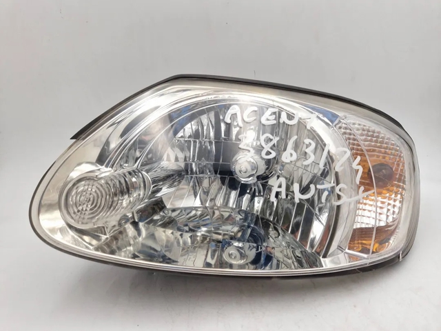 9210125010 HYUNDAI Фара левая купить в Житомир