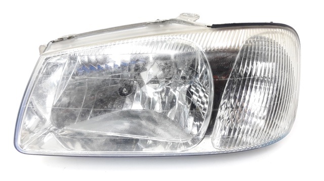 Luz esquerda 9210125020 Hyundai/Kia