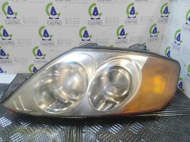 Luz esquerda 921012C021 Hyundai/Kia