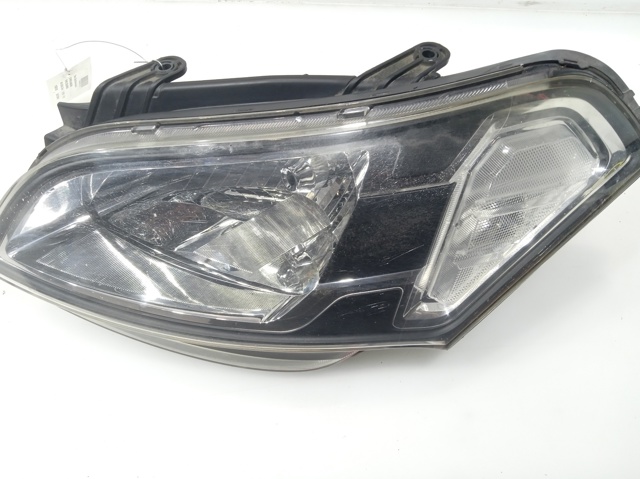 Luz esquerda 921012K010 Hyundai/Kia