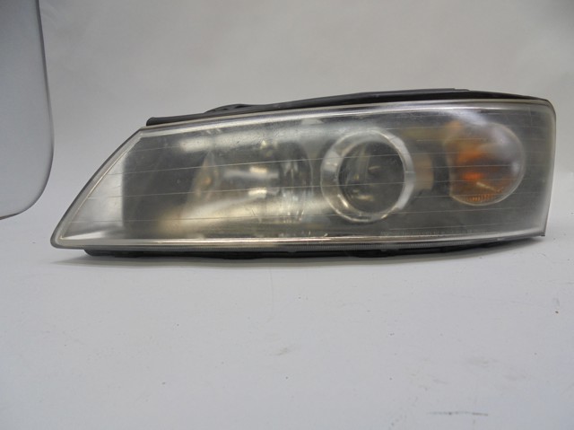 Luz esquerda 921013K020 Hyundai/Kia