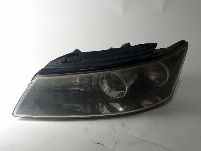 Luz esquerda 921013K110 Hyundai/Kia