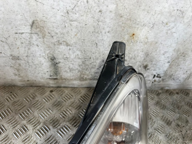 921014P000 HYUNDAI Левая фара купить в Львов