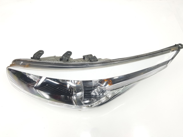 Luz esquerda 92101A2220 Hyundai/Kia