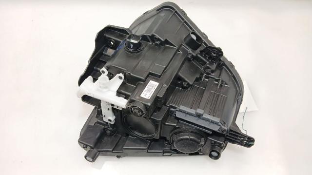 92101BE050 HYUNDAI Левая фара купить в Ужгород