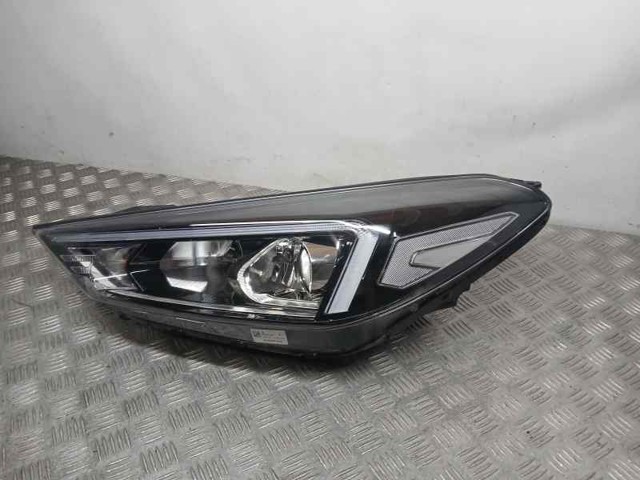92101D7600 HYUNDAI Фара левая купить в Львов