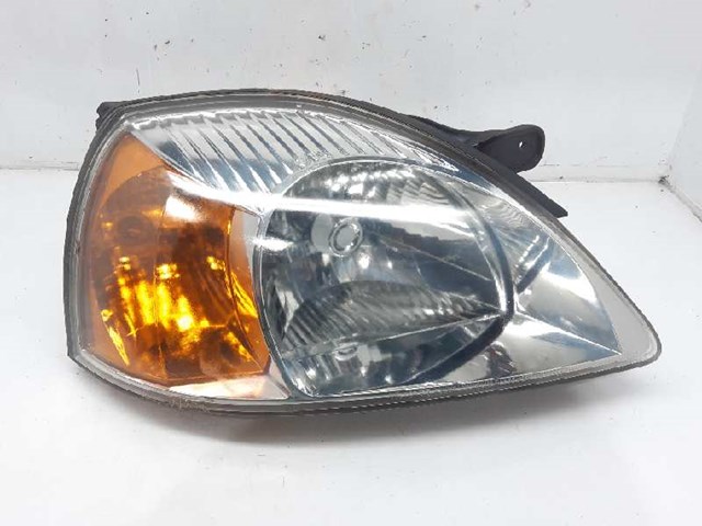 Luz esquerda 92101FD010 Hyundai/Kia