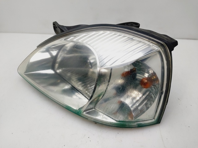HYUNDAI 92101FD010 Левая фара в наличии Львов