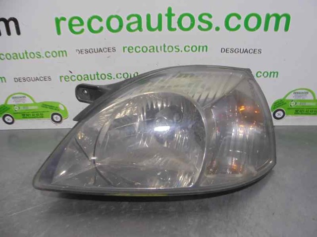 Luz esquerda 92101FD010 Hyundai/Kia