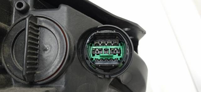 92101J7100 HYUNDAI Фара левая купить в Чернигов