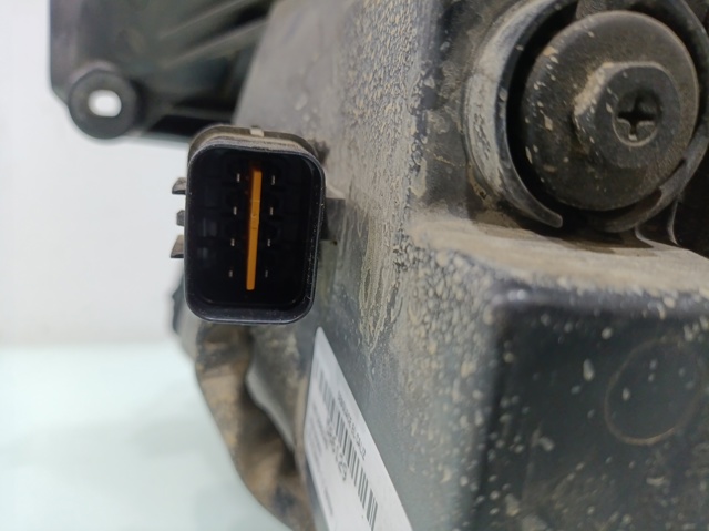92102070 HYUNDAI Фара правая купить в Житомир