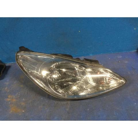 921020X020 HYUNDAI Правая фара купить в Полтава