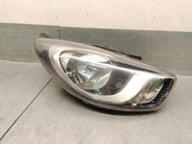 921020X220 HYUNDAI Фара правая купить в Чернигов