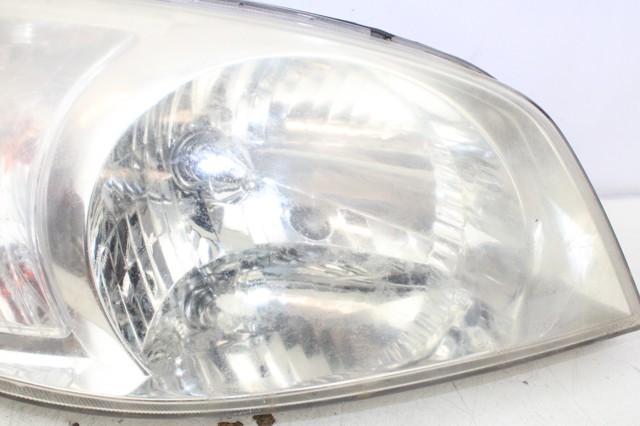 921021CXXX HYUNDAI Правая фара купить в Полтава