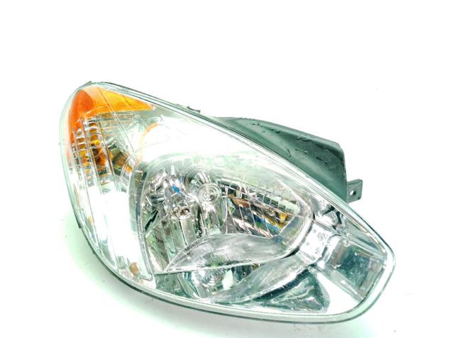 HYUNDAI 921021E020 Фара правая в наличии Запорожье
