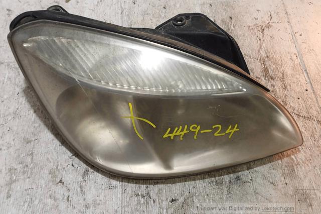 Luz direita 921021G030 HYUNDAI