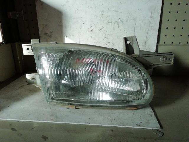 9210222300 HYUNDAI Правая фара купить в Чернигов