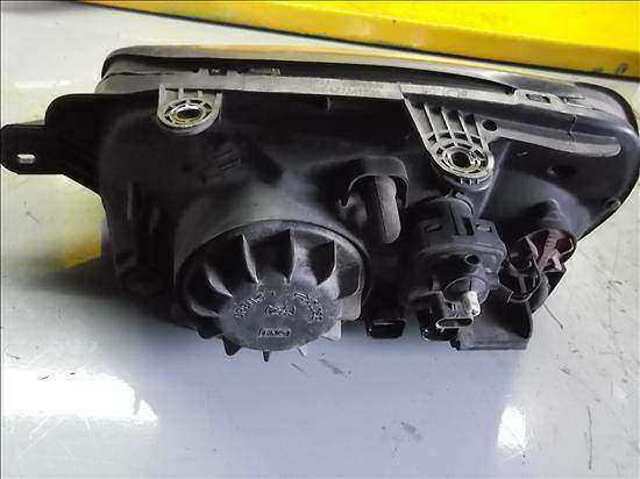 HYUNDAI 9210226220 Фара правая в наличии Черкассы