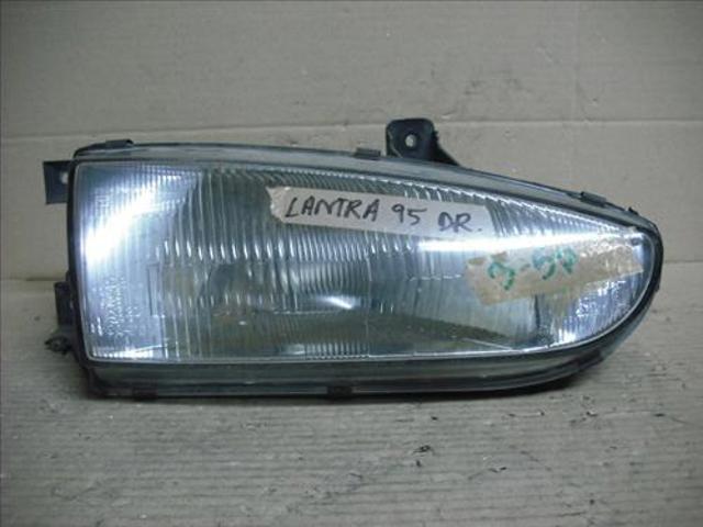 HYUNDAI 9210229000 Правая фара в наличии Запорожье