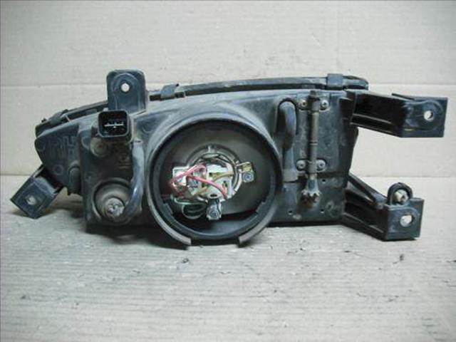 HYUNDAI 9210229000 Правая фара в наличии Винница