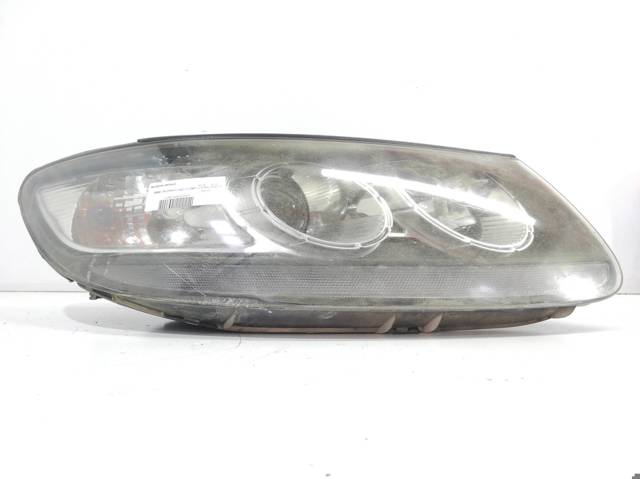 Luz direita 921022B021 Hyundai/Kia