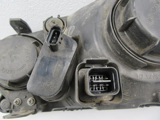 921022D510 HYUNDAI Правая фара купить в Павлоград