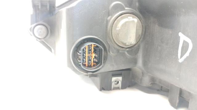 HYUNDAI 921022S620 Фара правая в наличии Черкассы