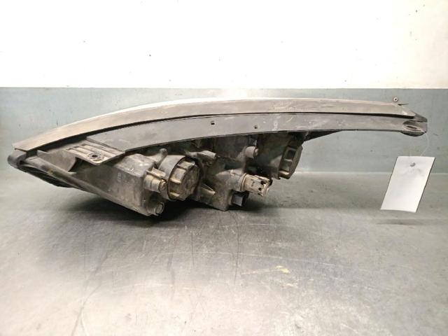 921022Y000 HYUNDAI Фара правая купить в Ужгород