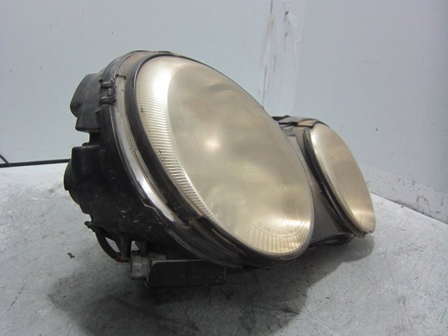 HYUNDAI 921023F110 Фара правая в наличии Харьков