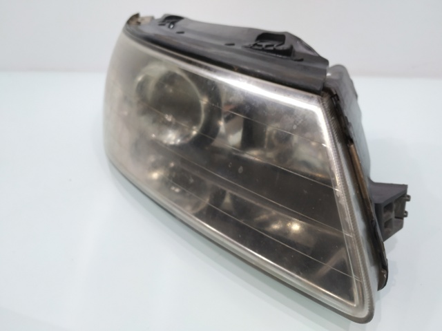 921023KXXX HYUNDAI Правая фара купить в Винница