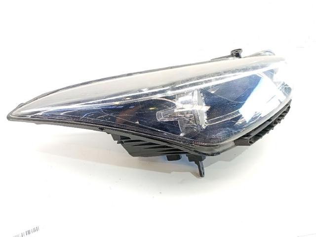 921023Z530 HYUNDAI Правая фара купить в Ирпень