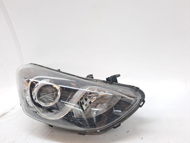 92102A6020 HYUNDAI Фара правая купить в Черновцы